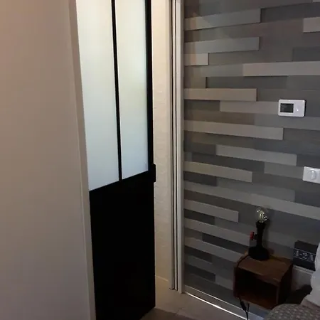 Joli 2 Pièces Esprit Loft Moderne Appartamento Pau