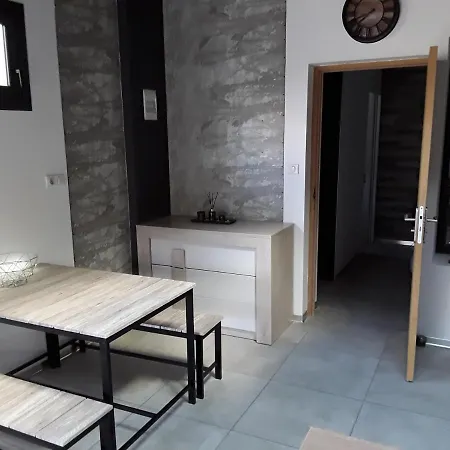 Apartment Joli 2 Pieces Esprit Loft Moderne Pau